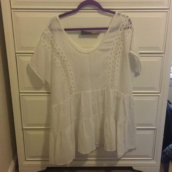 FP white tunic - off the shoulder or on - Picture 3 of 3